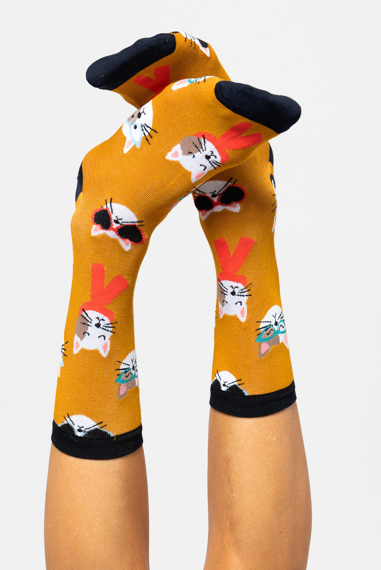 Cats Bamboo Socks & Keyring Giftbox | Lily & Me