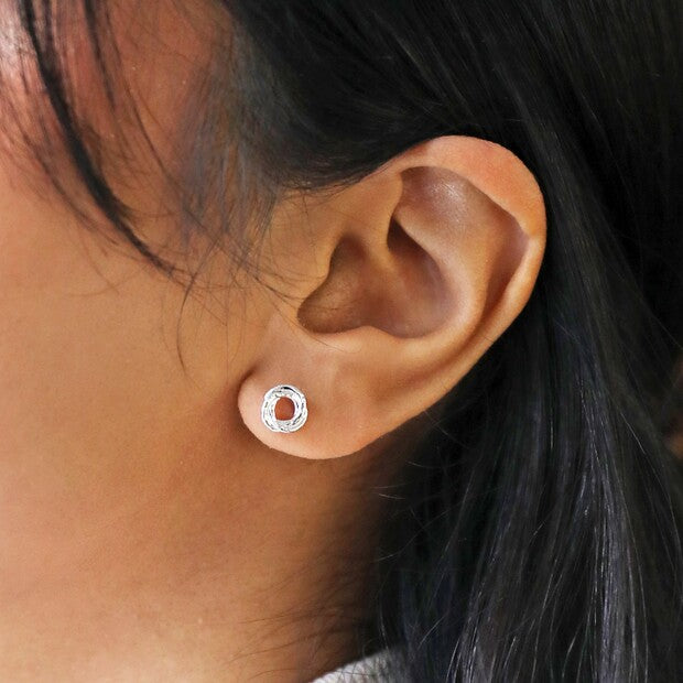 Lisa Angel Organic Russian Ring Molten Stud Ear-rings in Silver