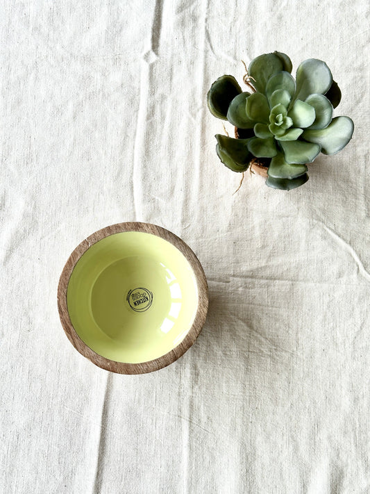 Bamboo 13cm bowl with lemon inlay